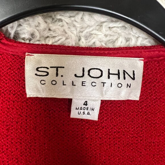 St John Collection Knit Stretch Blazer with Gold Embellishments Size 4 - Picture 4 of 9